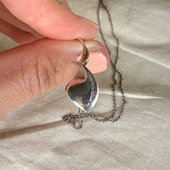 TIFFANY & CO- Rare Frank Gehry Orchid Drop Necklace .925 Sterling Silver - Picture 8 of 10